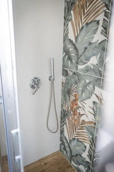 Suite On The Lake Brienno Apartment